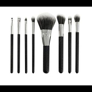 Brush set